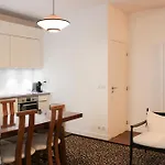 Bright Apartment In The Heart Of Paris