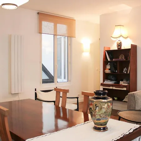 Bright In The Heart Of Apartment