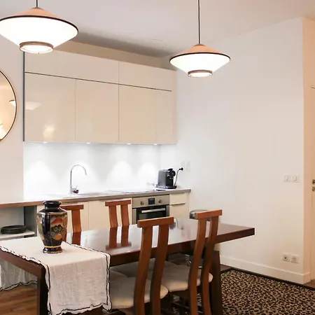 Bright In The Heart Of Apartment Paris